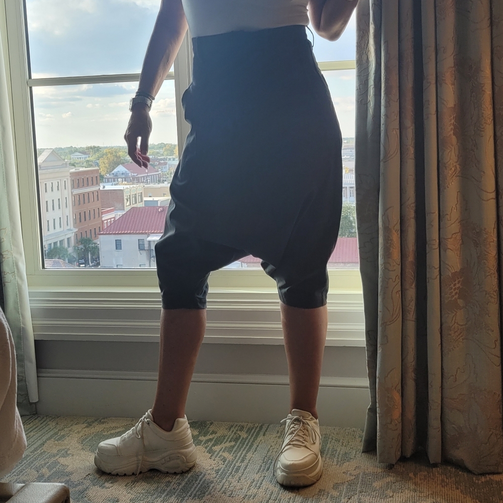 Y-3 Drop Crotch Shorts - Picture 3 of 7